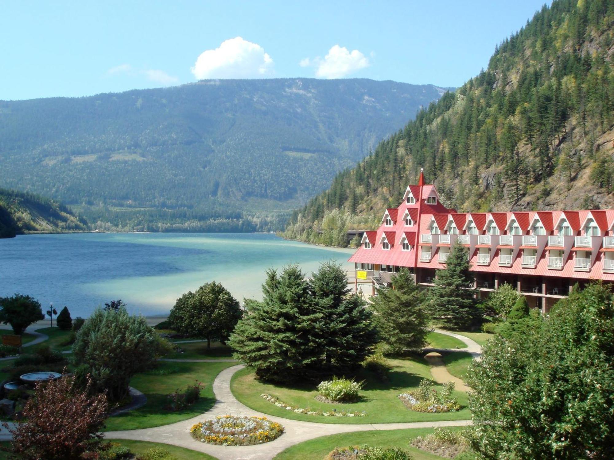 Three Valley Lake Chateau Revelstoke Eksteriør billede