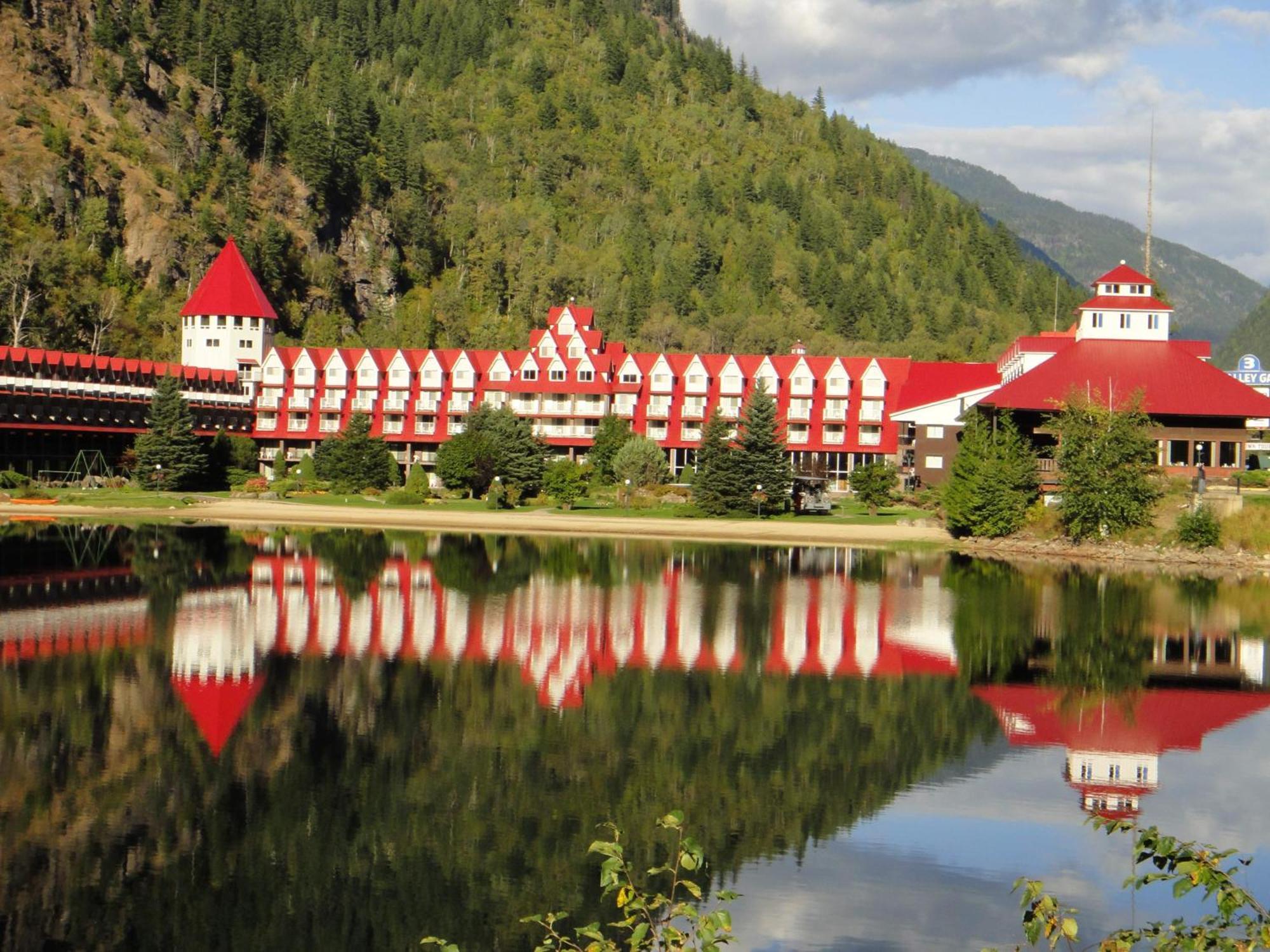 Three Valley Lake Chateau Revelstoke Eksteriør billede